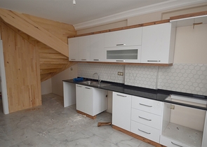 شقق دوبلكس 5 + 1 في منطقة كيبيز - أنطاليا 