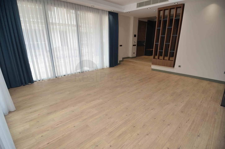 فيلا في مجمع منطقة دوشيمالتي-أنطاليا 