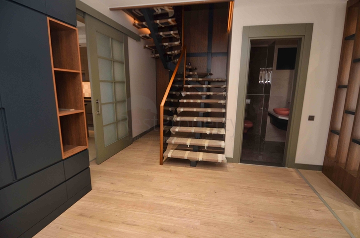 فيلا في مجمع منطقة دوشيمالتي-أنطاليا 