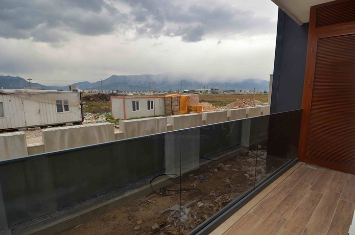 فيلا في مجمع منطقة دوشيمالتي-أنطاليا 