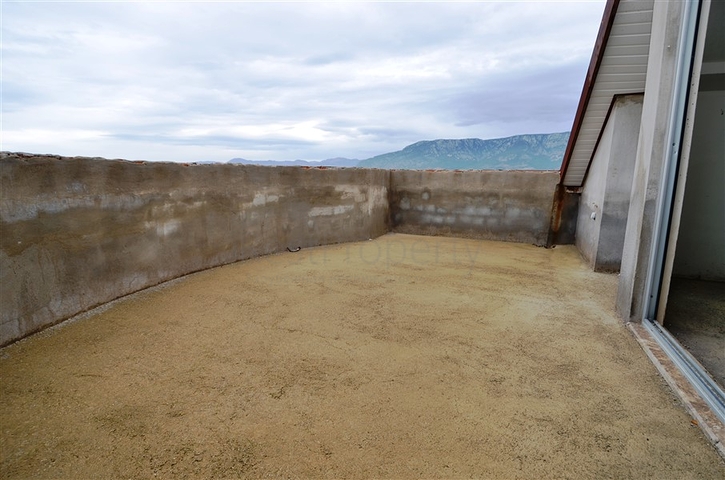 فيلا 4+1 مطلة على البحر والجبل في كارجيجاك