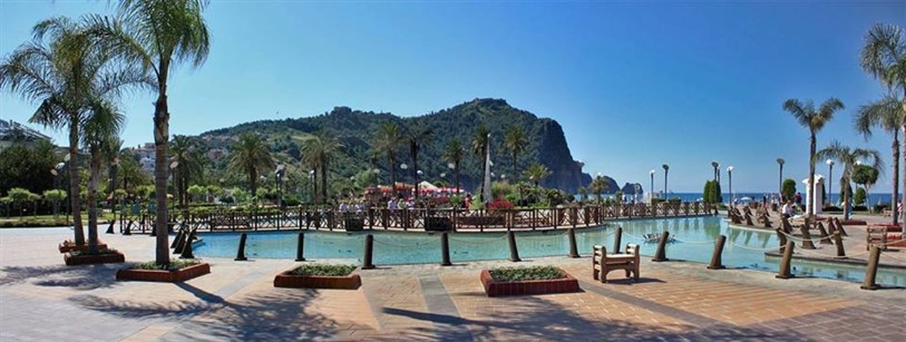 شقة في الانيا بالقرب من شاطئ كليوباترا