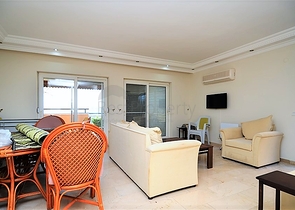 شقة مفروشة مطلة على البحر في كارجيجاك