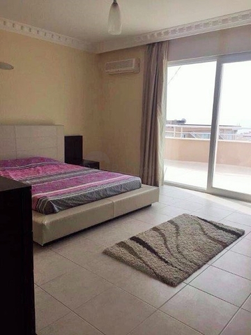 بنتهاوس مفروشة في مجمع في منطقة محمودلار