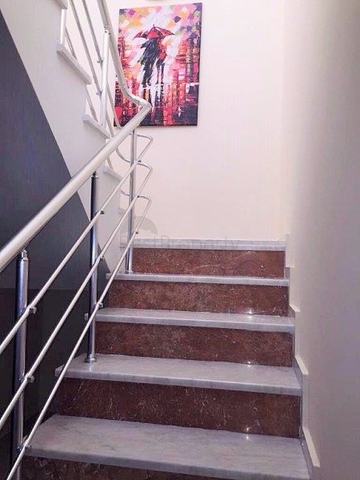 بنتهاوس مفروشة في مجمع في منطقة محمودلار