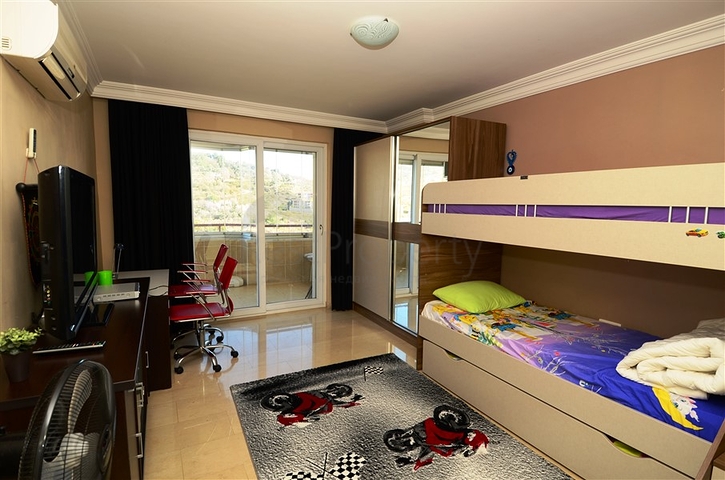 شقة واسعة مفروشة في محمودلار