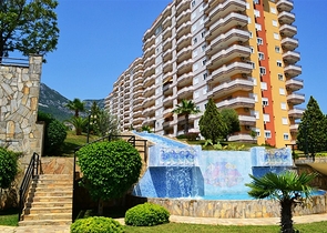 شقة واسعة مفروشة في محمودلار