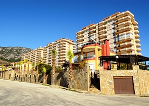 شقة واسعة مفروشة في محمودلار