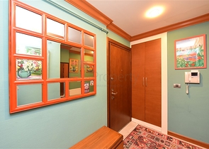 شقة من غرفتي نوم في مجمع فاخر على البحر مع حديقة