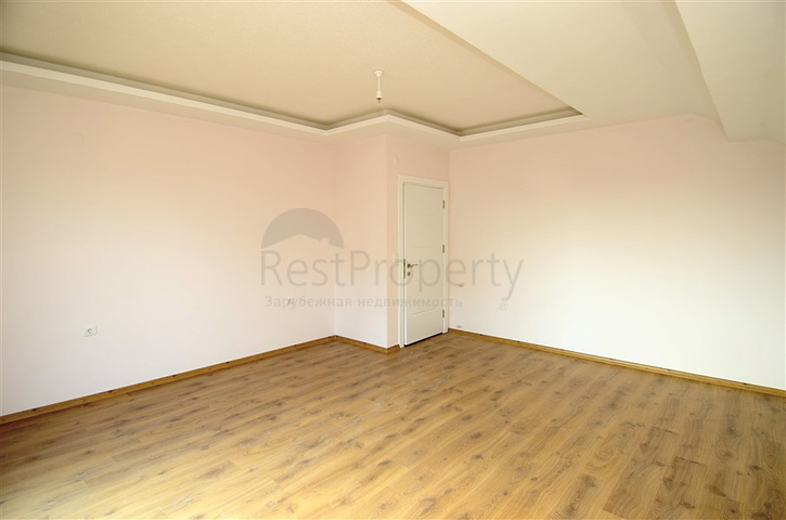 شقة بنتهاوس ضمن أحد المجمعات السكنية في منطقة جيكجيلي – ألانيا