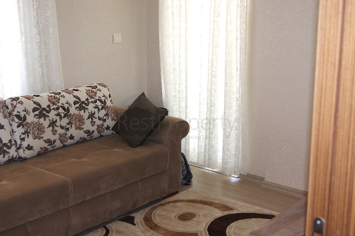 تاون هاوس مفروش 4 + 1 في منطقة كونيالتي