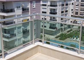 تاون هاوس مفروش 4 + 1 في منطقة كونيالتي