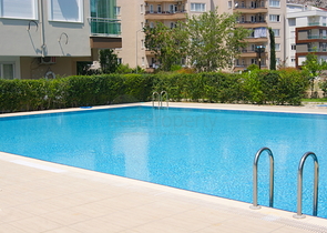 تاون هاوس مفروش 4 + 1 في منطقة كونيالتي