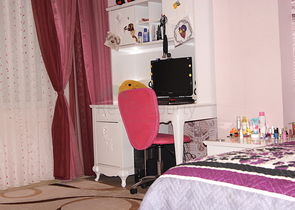 تاون هاوس مفروش 4 + 1 في منطقة كونيالتي