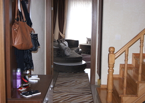 تاون هاوس مفروش 4 + 1 في منطقة كونيالتي