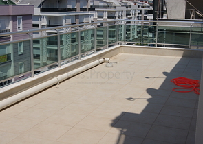 تاون هاوس مفروش 4 + 1 في منطقة كونيالتي