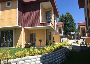 فلل مستقلة من تصميم طابقين - باسعار مناسبة -في بهجة شهير / اسطنبول 