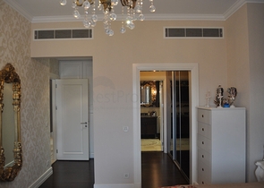 فيلا فاخرة ضمن مجمع في منطقة بيوك تشكمجه / اسطنبول 