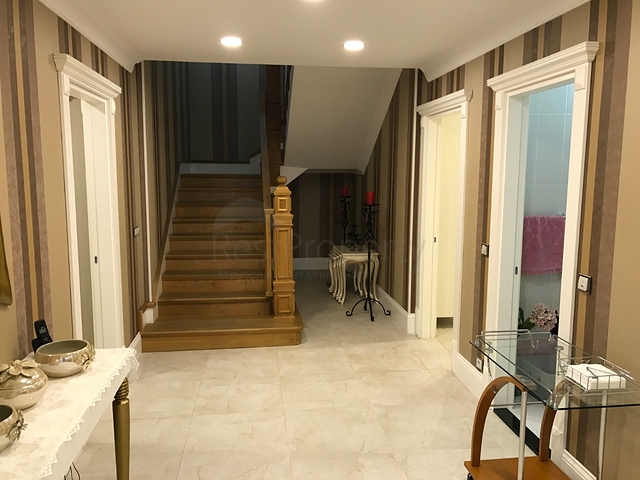 فيلا فاخرة مستقلة في اسطنبول الاوربية 