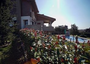 فيلا فاخرة مستقلة في اسطنبول الاوربية 