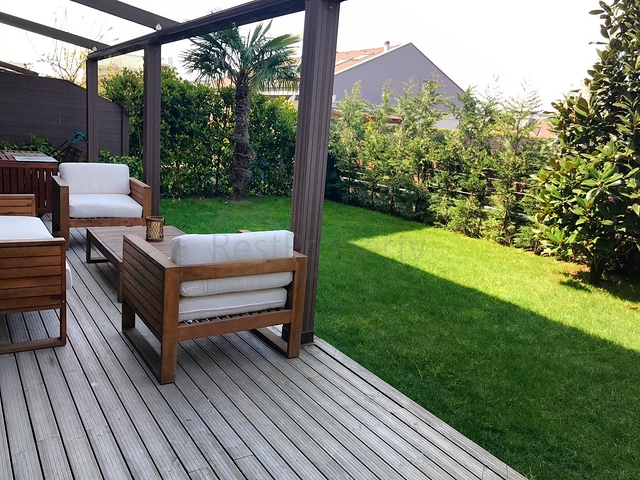 فيلا فاخرة بمنطقة سارير / اسطنبول 