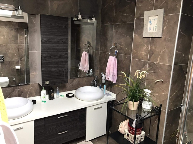 فيلا فاخرة بمنطقة سارير / اسطنبول 