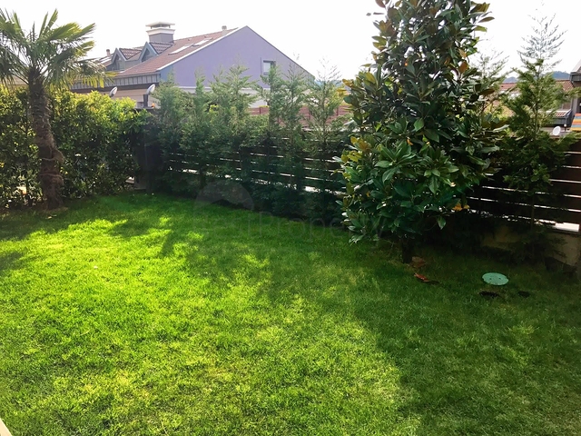 فيلا فاخرة بمنطقة سارير / اسطنبول 