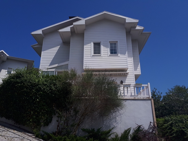 فيلا مستقلة في منطقة سارير / اسطنبول الاوربية 