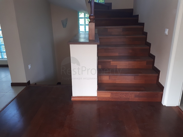 فيلا مستقلة في منطقة سارير / اسطنبول الاوربية 