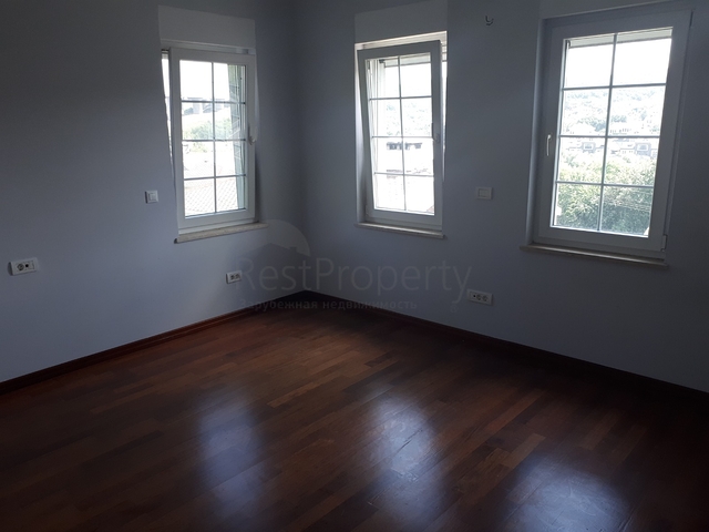 فيلا مستقلة في منطقة سارير / اسطنبول الاوربية 