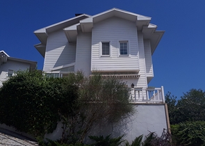 فيلا مستقلة في منطقة سارير / اسطنبول الاوربية 