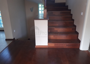 فيلا مستقلة في منطقة سارير / اسطنبول الاوربية 