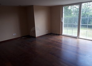 فيلا مستقلة في منطقة سارير / اسطنبول الاوربية 