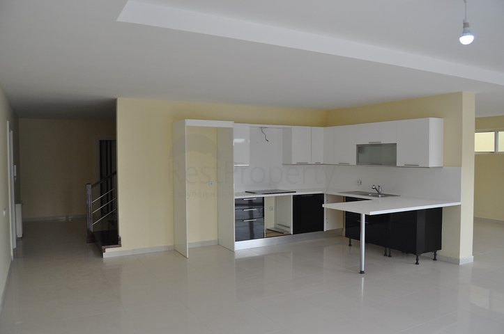 فيلا فاخرة في بيوك تشكمجه / اسطنبول 