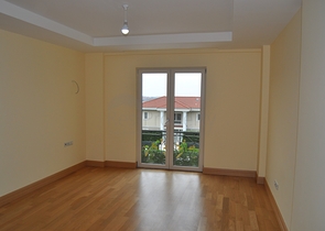 فيلا فاخرة في بيوك تشكمجه / اسطنبول 