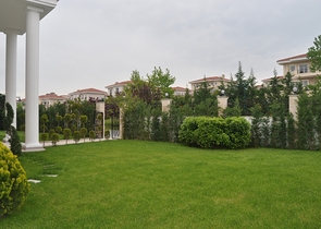 فيلا فاخرة في بيوك تشكمجه / اسطنبول 