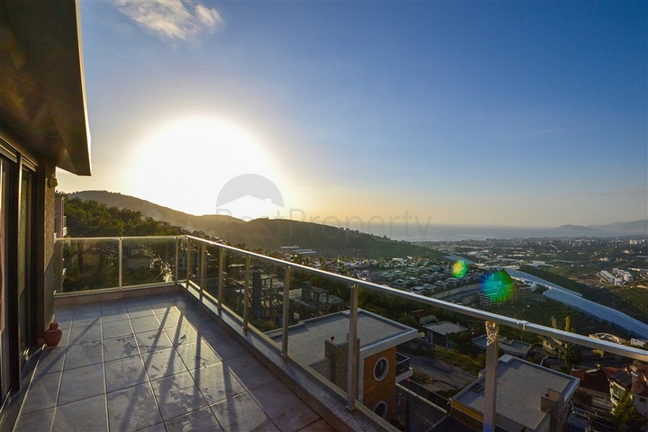 بنتهاوس 2+1 في منطقة كارجيجاك 