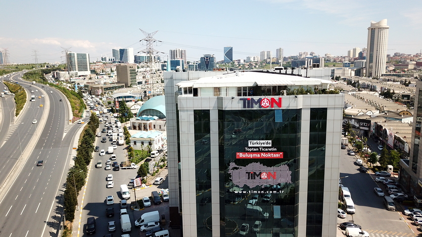 للمستثمرين - مبنى تجاري للبيع في منطقة حيوية في اسطنبول الاوربية 