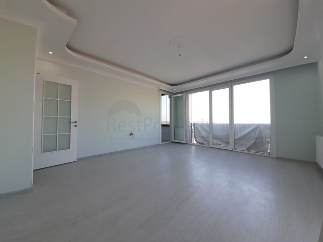 اطلالة بحيرة - شقة عائلية 3 غرف وصالة - منطقة كوتشوك تشكمجه / اسطنبول الاوربية 