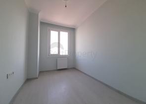 اطلالة بحيرة - شقة عائلية 3 غرف وصالة - منطقة كوتشوك تشكمجه / اسطنبول الاوربية 