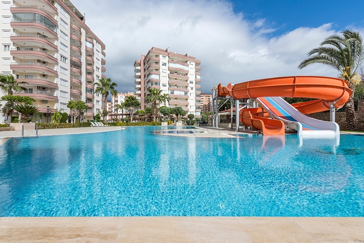 عقارات في جكجلي - 2 غرفة وصالة -ضمن مجمع فاخر . 