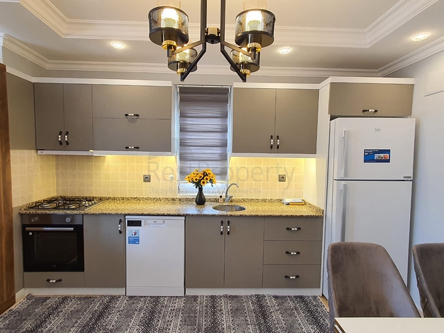 عقارات في جكجلي - 2 غرفة وصالة -ضمن مجمع فاخر . 