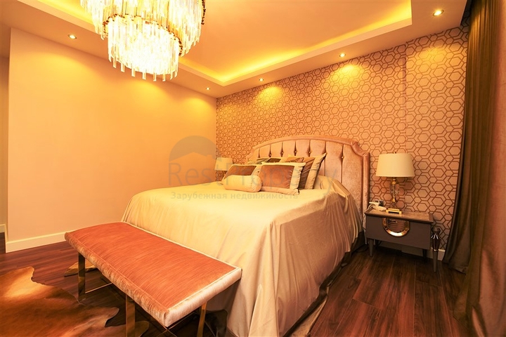 شقة فاخرة باطلالة بحرية ضمن مركز مدينة الانيا 