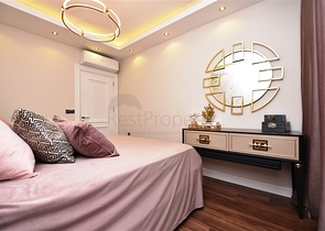 شقة فاخرة باطلالة بحرية ضمن مركز مدينة الانيا 