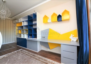 شقة فاخرة باطلالة بحرية ضمن مركز مدينة الانيا 