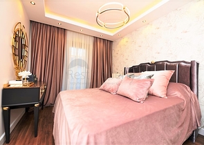 شقة فاخرة باطلالة بحرية ضمن مركز مدينة الانيا 