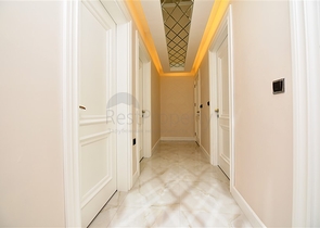 شقة فاخرة باطلالة بحرية ضمن مركز مدينة الانيا 