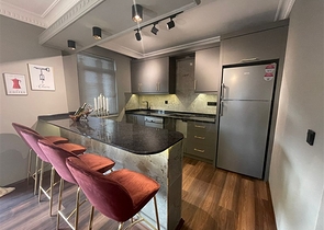 شقق للبيع في الانيا - تصميم انيقة 2 غرفة وصالة -قريبة من البحر -في مهموتلار / الانيا 