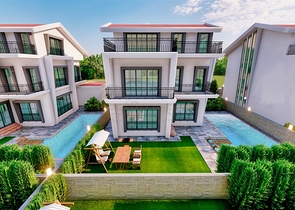 فيلا 5 + 1 في بيليك - أنطاليا