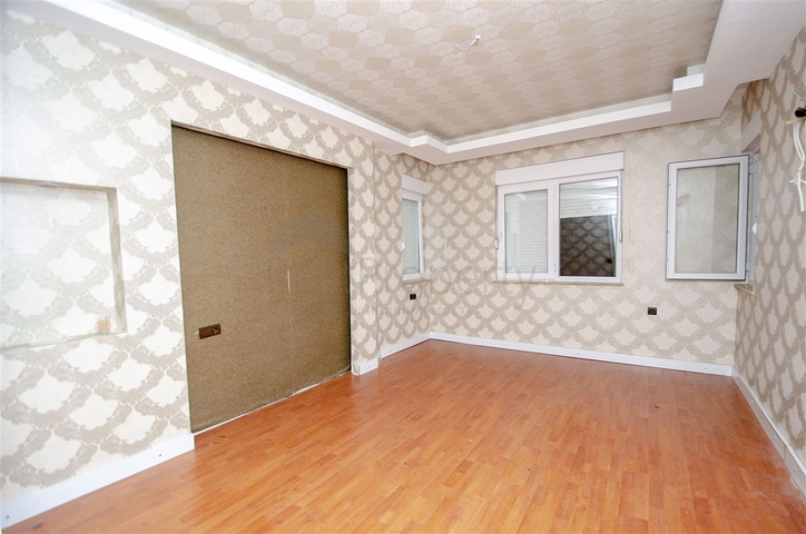 فيلا 5 + 3 مع حوض سباحة في تشاكريلار أنطاليا